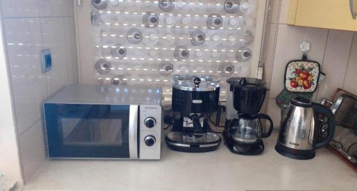 Spacious 80M2 Apartment In The Center 루브스키 외부 사진